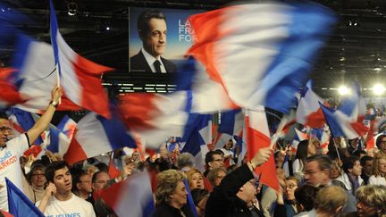 Des milliers de militants assistent au meeting de Nicolas Sarkozy &agrave; Villepinte, le 11 mars 2012. (ERIC FEFERBERG / AFP)