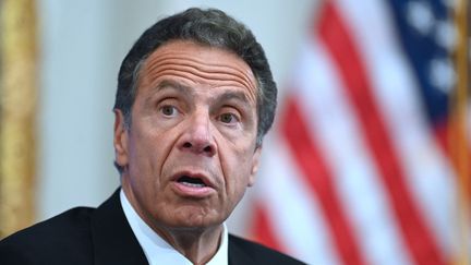 Le gouverneur de l'Etat de New York, Andrew Cuomo, le 26 mai 2020 dans le quartier de Wall Street, à New York. (JOHANNES EISELE / AFP)