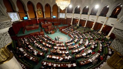 &nbsp; (La nouvelle loi tunisienne antiterroriste a été adoptée après trois jours de débats par 174 députés pour, 10 abstentions et aucun vote contre.  © MaxPPP)