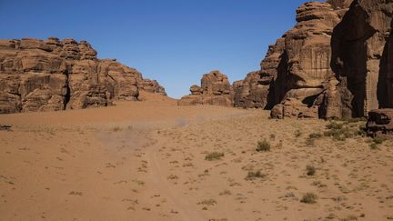 Le paysage autour de Neom, théâtre de plusieurs étapes du Dakar depuis que le rallye-raid s'est installé en Arabaie saoudite. (BERNAT ARMANGUE / AP)