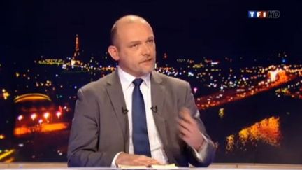 Fr&eacute;d&eacute;ric Nihous sur le plateau du 20h de TF1, le 22 f&eacute;vrier 2012. (CAPTURE ECRAN / TF1)