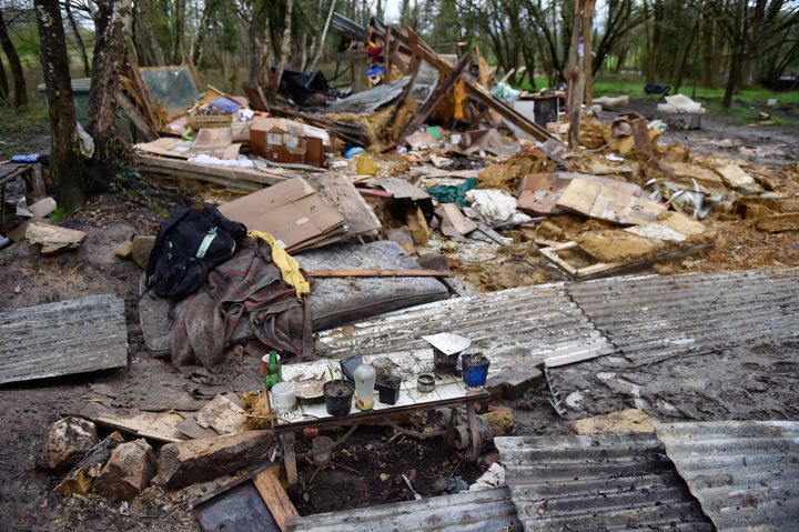 Les ruines de "la Chèvrerie", dans la ZAD de Notre-Dame-des-Landes (Loire-Atlantique), le 10 avril 2018.&nbsp; (LOIC VENANCE / AFP)