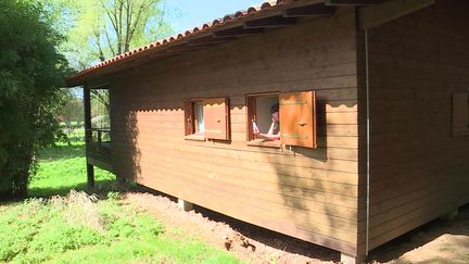 28 réfugiés ukrainiens ont été accueillis dans un camping au coeur du Poitou. (CAPTURE D'ÉCRAN FRANCE 3)