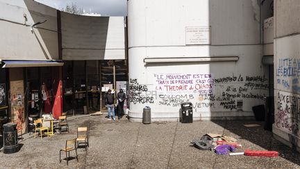 Réforme de l'université : des étudiants de Tolbiac racontent l'évacuation