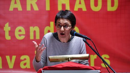 La candidate Lutte Ouvrière à la présidentielle Nathalie Arthaud, à Montpellier, en février 2017. (PASCAL GUYOT / AFP)