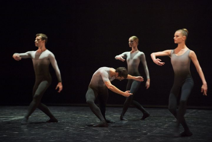 &quot;Un jour ou deux&quot; de Merce Cunningham
 (Julien Benhamou/Opéra national de Paris)