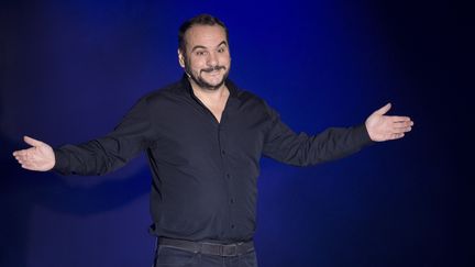 François-Xavier Demaison sur scène dans son nouveau one man show
 (SYSPEO/SIPA)