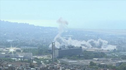 Une nouvelle nuit de frappes et de destruction de Beyrouth a eu lieu. Les bombardements ont ciblé le bastion du Hezbollah et plusieurs de ses dirigeants, selon l'armée israélienne. (France 2)