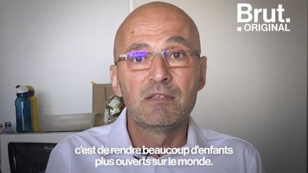 VIDEO. PMA : "Le seul risque qu'il y a, c'est de rendre beaucoup d'enfants plus ouverts sur le monde" (BRUT)