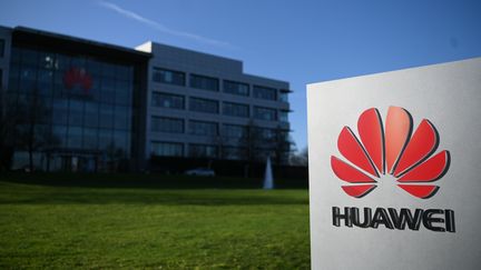 Le siège social Huawei à Reading en Grande-Bretagne. Photo d'illustration. (DANIEL LEAL-OLIVAS / AFP)