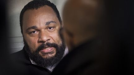 &nbsp; (Dieudonné visé par une nouvelle enquête, cette fois pour apologie du terrorisme © MaxPPP)