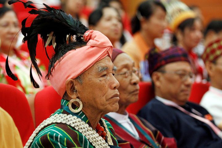 Un leader ethnique birman attend l'ouverture de la conférence pour l'union et la paix à Naypyidaw, le 31 août 2016. (Soe Zeya Tun / Reuters)