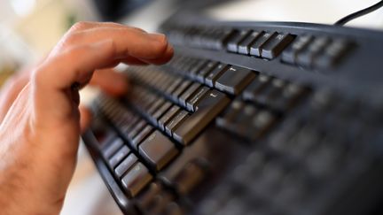 Un clavier d'ordinateur. (Illustration).&nbsp; (KIRILL KUDRYAVTSEV / AFP)