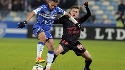 Match nul à l'issue d'un match indécis. (PASCAL POCHARD-CASABIANCA / AFP)