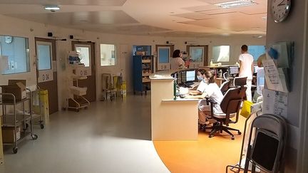 L'unité E, le service de réanimation de l'hôpital Roger Salengro&nbsp;au CHU de Lille (MARION FERRERE / RADIO FRANCE)