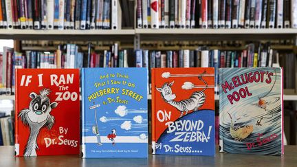 Ouvrages de Dr. Seuss exposés dans une bibliothèque de Moscow, en Pennsylvanie (nord-est des États-Unis) (CHRISTOPHER DOLAN / AP / SIPA)