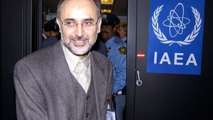 Ali Akbar Salehi à l'Agence internationale de l'énergie atomique en novembre 2003 (© AFP)