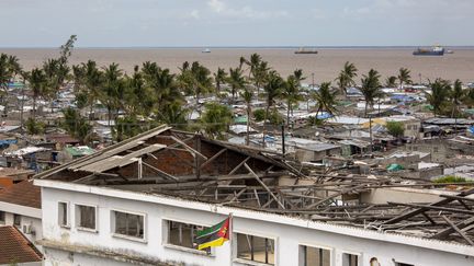 Aux alentours de Beira, la ville la plus touchée par le cyclone Idai en mars 2019,&nbsp;la majorité des maisons détruites n'ont pas été reconstruites (photo prise le 26 février 2020). (KAREL PRINSLOO / UNCDF)