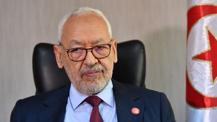 Rached Ghannouchi, chef du parti islamo-conservateur Ennahdha, le 31 mars 2022, à Tunis, en Tunisie. (FETHI BELAID / AFP)