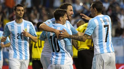 La joie de Gonzalo Higuain, auteur du seul but de la victoire argentine face à la Jamaïque. (LUIS ACOSTA / AFP)