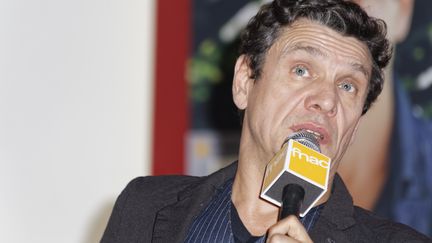 Marc Lavoine pr&eacute;sente son livre "L'homme qui ment", le 12 f&eacute;vrier 2015 &agrave; Paris. (CITIZENSIDE / BERNARD MÉNIGAULT / AFP)