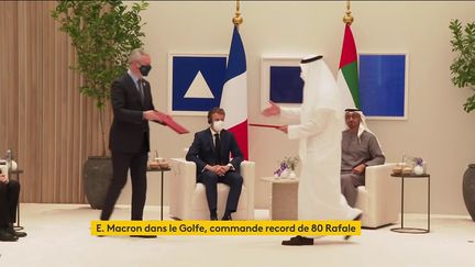 Emmanuel Macron et Bruno Le Maire ont vendu 80 Rafale aux Emirats arbaes unis (FRANCEINFO)
