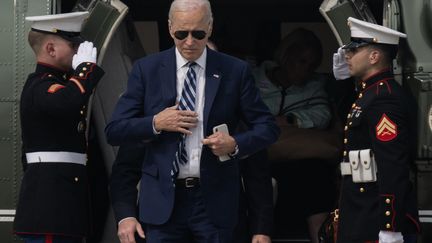 US President Joe Biden as he walks to board Air Force One at O'Hare International Airport in Chicago (Illinois, USA), June 28, 2023. (ANDREW CABALLERO-REYNOLDS / AFP)