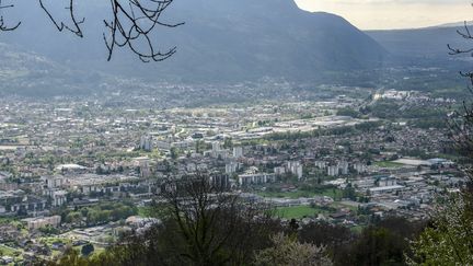 La vallée de l'Arve, le 17 avril 2017. (DENIS CHARLET / AFP)