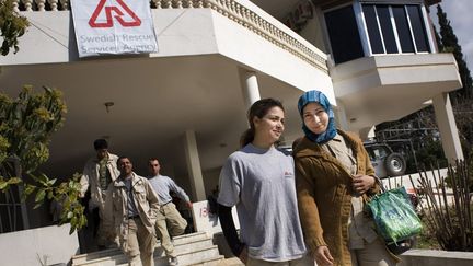 Monia Mourad Zaatar et Rahil Kourany rentrent chez elles après une matinée de travail. (Caroline Poiron pour Géopolis)