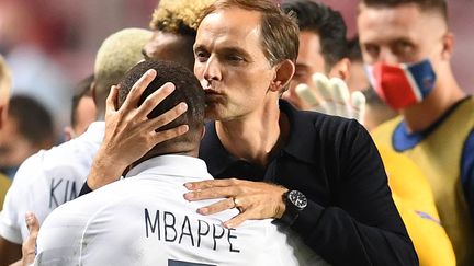 Tout en chouchoutant Mbappé et ses stars, Tuchel a réussi à gagner le respect de son effectif. (DAVID RAMOS / POOL)