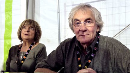 Monique Pinçon-Charlot et Michel Pinçon, le&nbsp;17&nbsp;septembre&nbsp;2011, à La Courneuve (Seine-Saint-Denis). (JACQUES DEMARTHON / AFP)