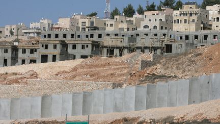 Une colonie isra&eacute;lienne pr&egrave;s de Bethl&eacute;em (Cisjordanie), le 11 novembre 2010. (HAZEM BADER / AFP)