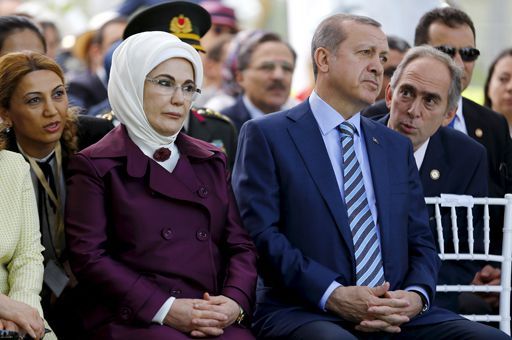 Le président turc Recep Tayyip Erdogan et son épouse Emine. ( REUTERS - Ivan Alvarado)