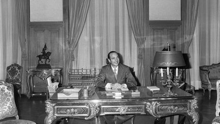 Jacques Chirac, élu maire de Paris, à l'hôtel de ville, le 26 mars 1977. (AFP)