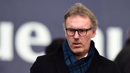 Laurent Blanc va retrouver un banc, au Qatar (NICOLAS TUCAT / AFP)