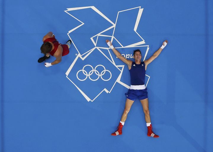 Alexis Vastine, apr&egrave;s son &eacute;limination en&nbsp;quarts de finale du tournoi des moins de 69 kg, aux Jeux olympiques de Londres, le 7 ao&ucirc;t 2012. (MURAD SEZER / REUTERS)