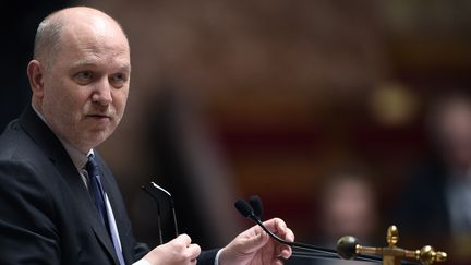 Denis Baupin siège au perchoir de l'Assemblée nationale, à Paris, le 2 décembre 2015.&nbsp; (MARTIN BUREAU / AFP)