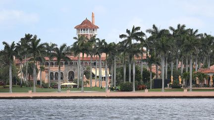 Le complexe de Donald Trump de Mar-a-Lago, à Palm Beach (Floride), photographié en avril 2019. (JOE RAEDLE / GETTY IMAGES NORTH AMERICA / AFP)