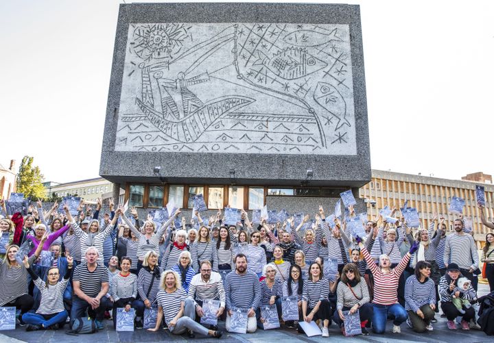 Pour les manifestants, ces dessins contribuent à la représentation de la reconstruction de la Norvège d'après-guerre, et doivent être préservés.
 (OLE BERG-RUSTEN / NTB SCANPIX)