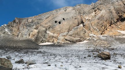 La fonte des glaciers s'accélère. (MATTHIEU RONDEL / AFP)