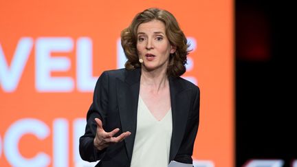 La candidate à la primaire à droite Nathalie Kosciusko-Morizet s'adresse à ses partisans lors d'un meeting de campagne le 9 novembre 2016 à Paris. (CITIZENSIDE/YANN BOHAC / AFP)