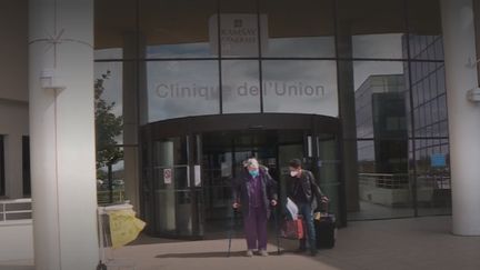 Covid-19 : des opérations de transfert face à la saturation des services de réanimation