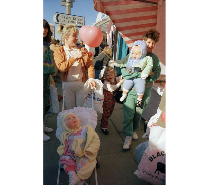 Tom Wood, "Great Homer Street Market", Liverpool, 1991. (Avec l’aimable autorisation de l’artiste et de Galerie Sit Down)