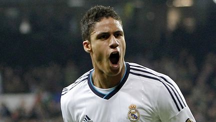 Le d&eacute;fenseur du Real Madrid Rapha&euml;l Varane, apr&egrave;s son but contre le FC Barcelone, le 30 janvier 2013 &agrave; Madrid.&nbsp; (ANGEL MARTINEZ / GETTY IMAGES EUROPE)