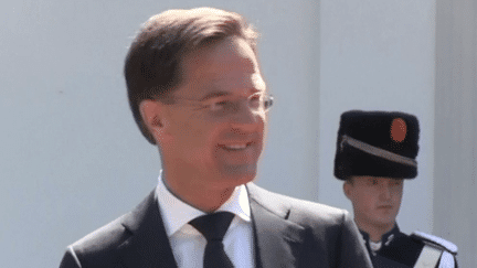 Dans un contexte international tendu, l'Otan vient de se doter d'un nouveau leader. Le Premier ministre néerlandais Mark Rutte a été nommé comme prochain secrétaire général, mercredi 26 juin. (FRANCEINFO)