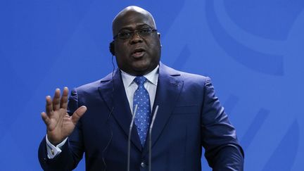 Le président de la RDC, Félix Tshisekedi, tient une conférence de presse lors d'une visite en Allemagne, le 15 novembre 2019, à Berlin. (ABDULHAMID HOSBAS / ANADOLU AGENCY)