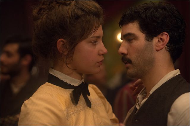 Adèle Exarchopoulos et Tahar Rahin dans "Les Anarchistes de Elie Wajeman
 (Mars Distribution)