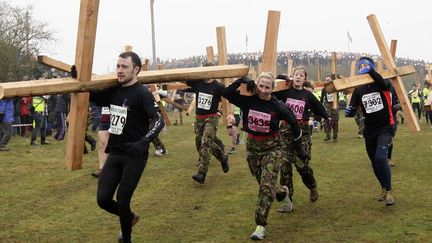 Au programme, un cross-country version hardcore d'un peu moins de 10 kilom&egrave;tres (6 miles)... (JON SUPER / AP / SIPA)