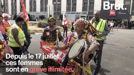 Heures supplémentaires non rémunérées, cadences de travail intenables… Depuis le 17 juillet, 28 femmes de chambre d'un hôtel Ibis parisien sont en grève illimitée pour dénoncer leurs conditions de travail.