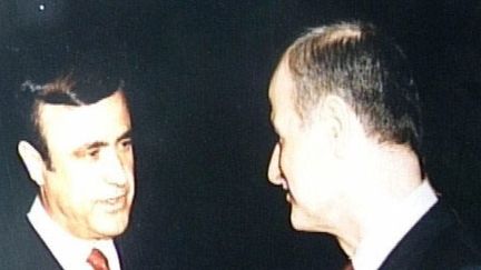 Les deux frères Rifaat et Hafez al Assad, en 1986. Le temps de l'entente cordiale avant la rupture. (AFP)